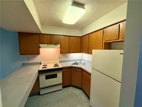 Kitchen - 3435 Marshall Rd, Kettering, OH 45429 photo 2 of 11