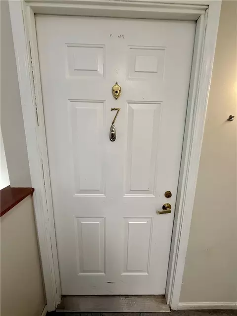 Entry Way - 3435 Marshall Rd, Kettering, OH 45429 photo 2 of 20