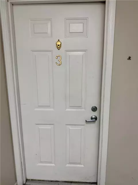 Entry Way - 3435 Marshall Rd, Kettering, OH 45429 photo 7 of 20