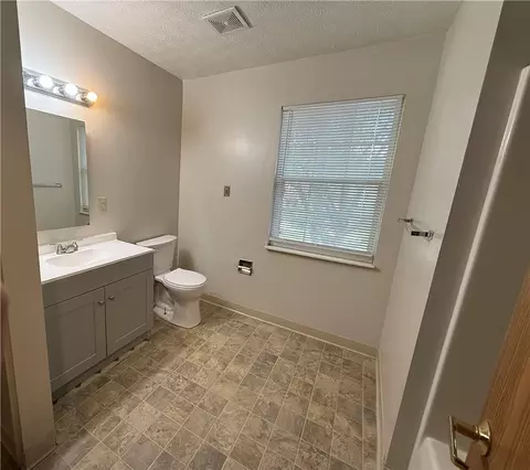 Bath - 3435 Marshall Rd, Kettering, OH 45429 photo 1 of 16