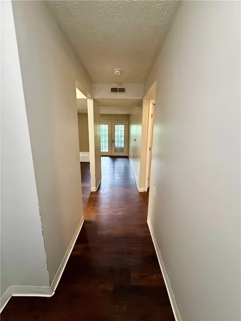 Entry Way - 3435 Marshall Rd, Kettering, OH 45429 photo 6 of 20