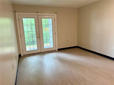Living - 3435 Marshall Rd, Kettering, OH 45429 photo 6 of 9