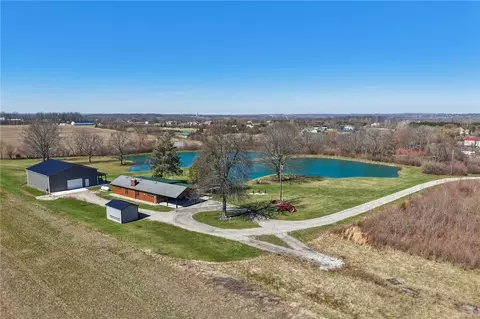 4301 Carnell Dr, Lebanon, OH 45036