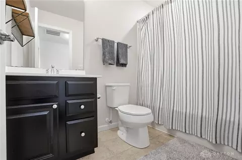 Bath - 3280 Blue Springs Dr, Monroe, OH 45050 photo 4 of 5