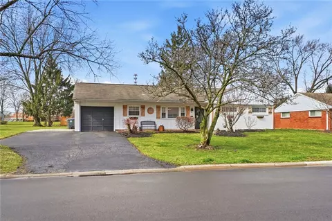 Other - 36 Blackstone Dr, Centerville, OH 45459 photo 2 of 12