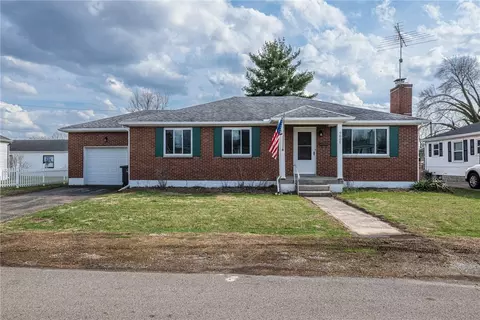 5008 Dinsmore Rd, West Carrollton, OH 45449