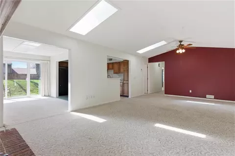 Living - 792 Pine Needles Dr, Centerville, OH 45458 photo 3 of 6