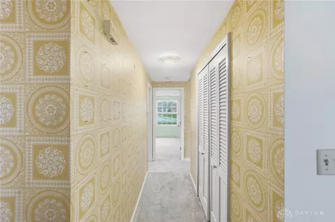 Entry Way - 1212 Laurelwood Rd, Kettering, OH 45409 photo 4 of 4