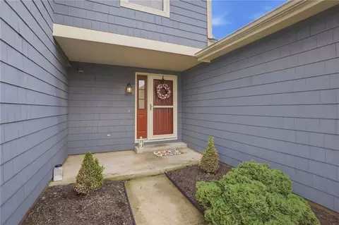 835 Cobblestone Dr, Troy, OH 45373 photo 3