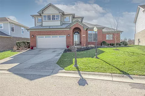 7132 Cierra Dr, Clayton, OH 45315