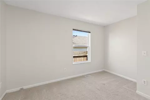 Bedroom - 1525 Farrington Dr, Kettering, OH 45420 photo 4 of 7