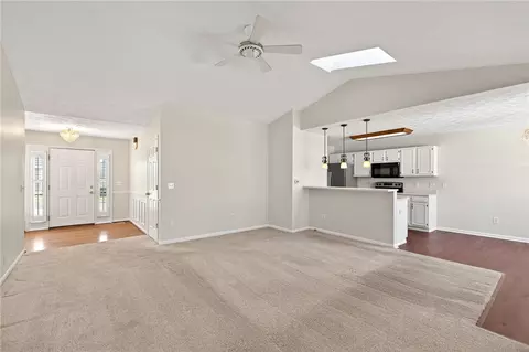 Living - 1525 Farrington Dr, Kettering, OH 45420 photo 4 of 8