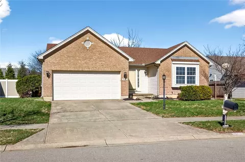 1525 Farrington Dr, Kettering, OH 45420