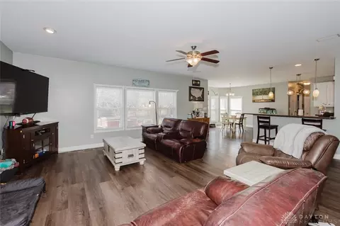 9729 Olde Georgetown Way, Centerville, OH 45458 photo 18