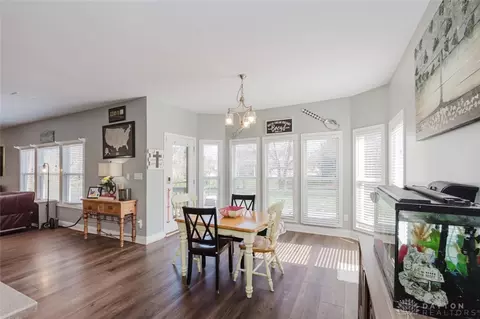 9729 Olde Georgetown Way, Centerville, OH 45458 photo 11