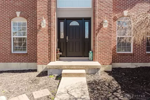 9729 Olde Georgetown Way, Centerville, OH 45458 photo 2