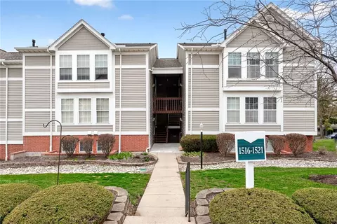 1517 Commons Dr, Miamisburg, OH 45342