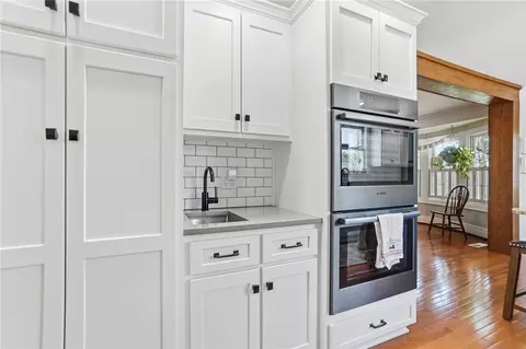 Kitchen - 124 Hawthorne Rd, Springfield, OH 45504 photo 11 of 13