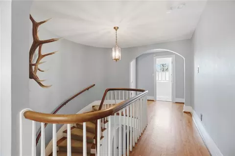 Entry Way - 124 Hawthorne Rd, Springfield, OH 45504 photo 10 of 11