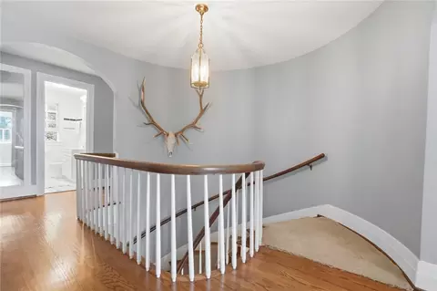 Entry Way - 124 Hawthorne Rd, Springfield, OH 45504 photo 9 of 11