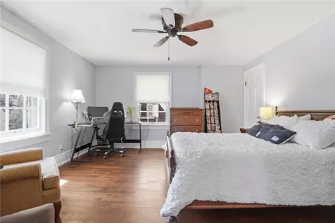 Bedroom - 124 Hawthorne Rd, Springfield, OH 45504 photo 10 of 14