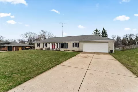 528 Blue Jay Dr, Vandalia, OH 45377