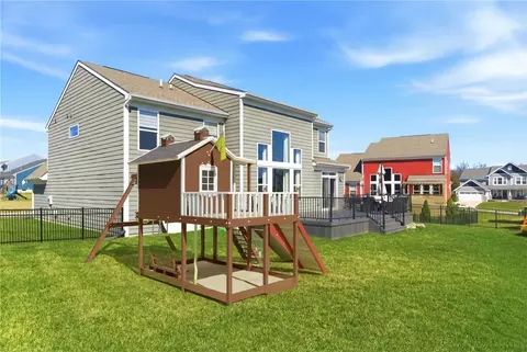 Exterior - 3553 Shellbark Dr, Sugarcreek Township, OH 45305 photo 11 of 11