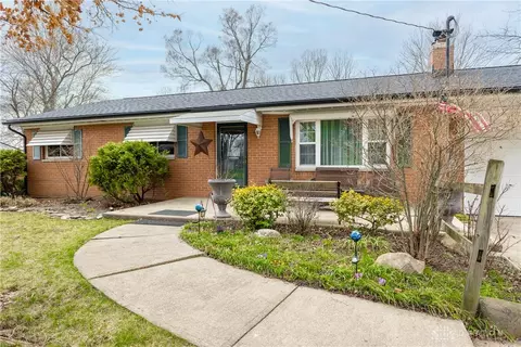 3535 Ruby Dr, New Carlisle, OH 45344 photo 2