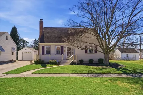827 Snowhill Blvd, Springfield, OH 45504 photo 3