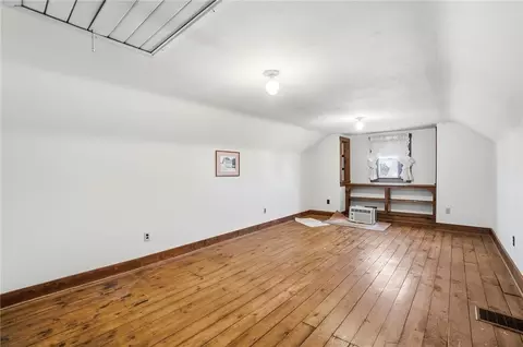 827 Snowhill Blvd, Springfield, OH 45504 photo 24