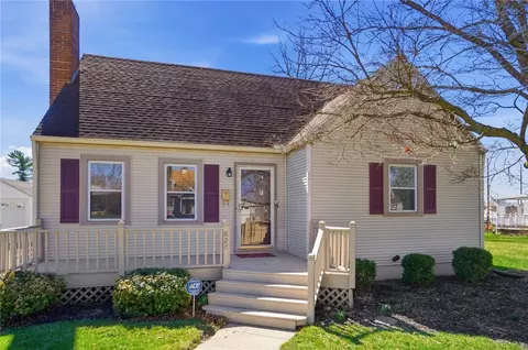 827 Snowhill Blvd, Springfield, OH 45504
