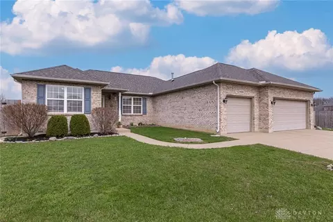 4569 Pimlico Pl, Dayton, OH 45424