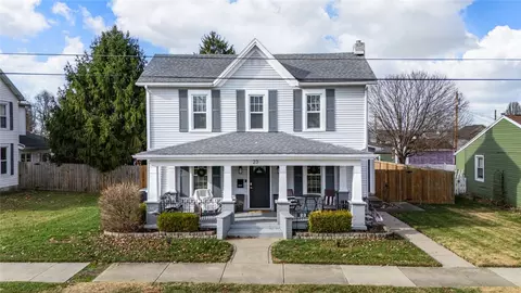 23 S 9th St, Miamisburg, OH 45342