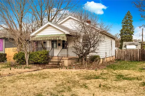 1047 W Dorothy Ln, Kettering, OH 45409 photo 4