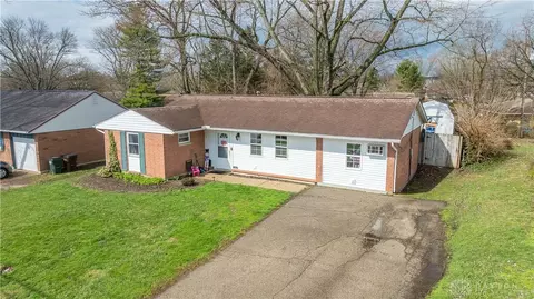 1182 Bellbrook Ave, Xenia, OH 45385