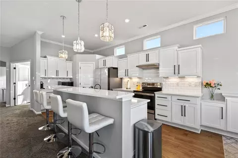 Kitchen - 85 Pebble Brook Pl, Springboro, OH 45066 photo 1 of 5