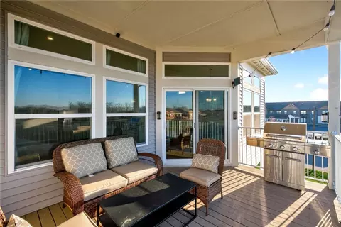 Exterior - 85 Pebble Brook Pl, Springboro, OH 45066 photo 6 of 9