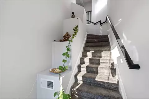 Entry Way - 85 Pebble Brook Pl, Springboro, OH 45066 photo 2 of 3