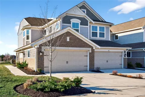 Exterior - 85 Pebble Brook Pl, Springboro, OH 45066 photo 2 of 9