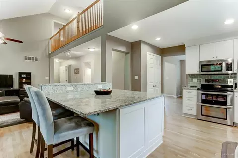 Kitchen - 1872 Olde Haley Dr, Centerville, OH 45458 photo 4 of 7