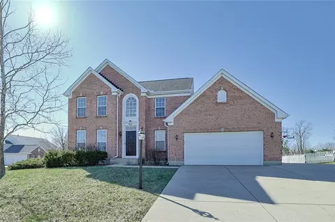 3485 Queen Victoria Ct, Beavercreek, OH 45431