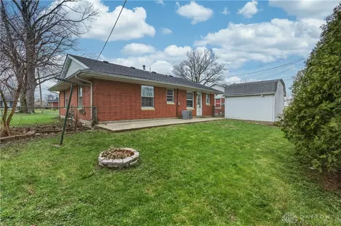 610 Portage Path, Springfield, OH 45506 photo 3