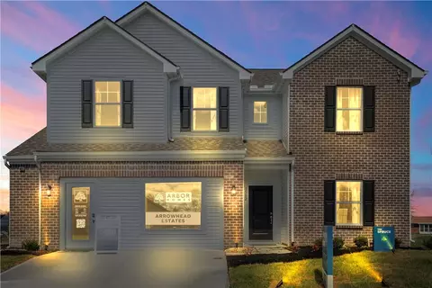 1502 Arrowhead Dr, Piqua, OH 45356