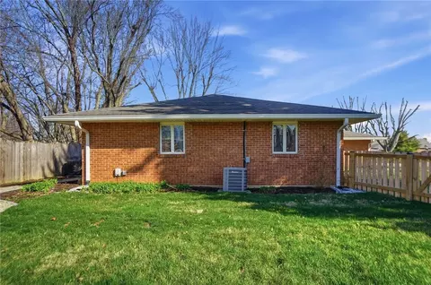 Exterior - 2826 Shetterly Ln, Centerville, OH 45440 photo 12 of 12