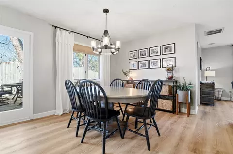 Dining - 2826 Shetterly Ln, Centerville, OH 45440 photo 1 of 3