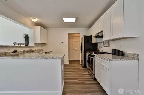Kitchen - 1536 Old Lane Ave, Kettering, OH 45409 photo 4 of 5