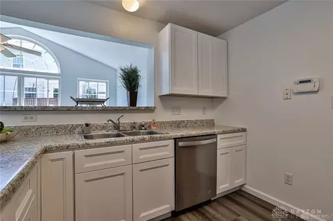 Kitchen - 1536 Old Lane Ave, Kettering, OH 45409 photo 2 of 5