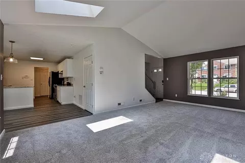 Living - 1536 Old Lane Ave, Kettering, OH 45409 photo 2 of 4