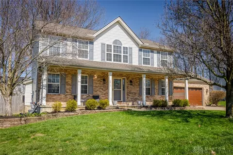 2415 Sunflower Dr, Miamisburg, OH 45342