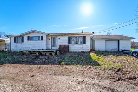 7315 Franklin Trenton Rd, Franklin, OH 45005